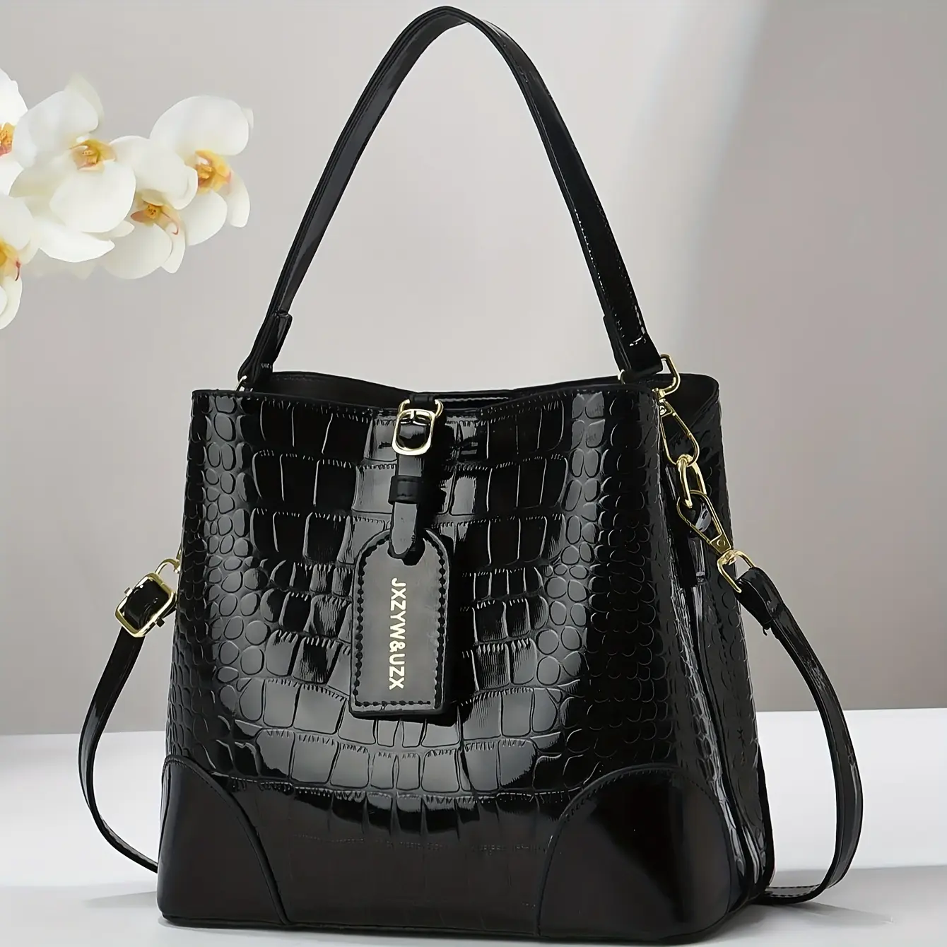RAZZAQ MART SHOP The New Handbag Features a Large Capacity, Embossed Design, And a High-End Feel, Making It a Trendy Bucket Bag Suitable for Shoulder Or Crossbody Wear.