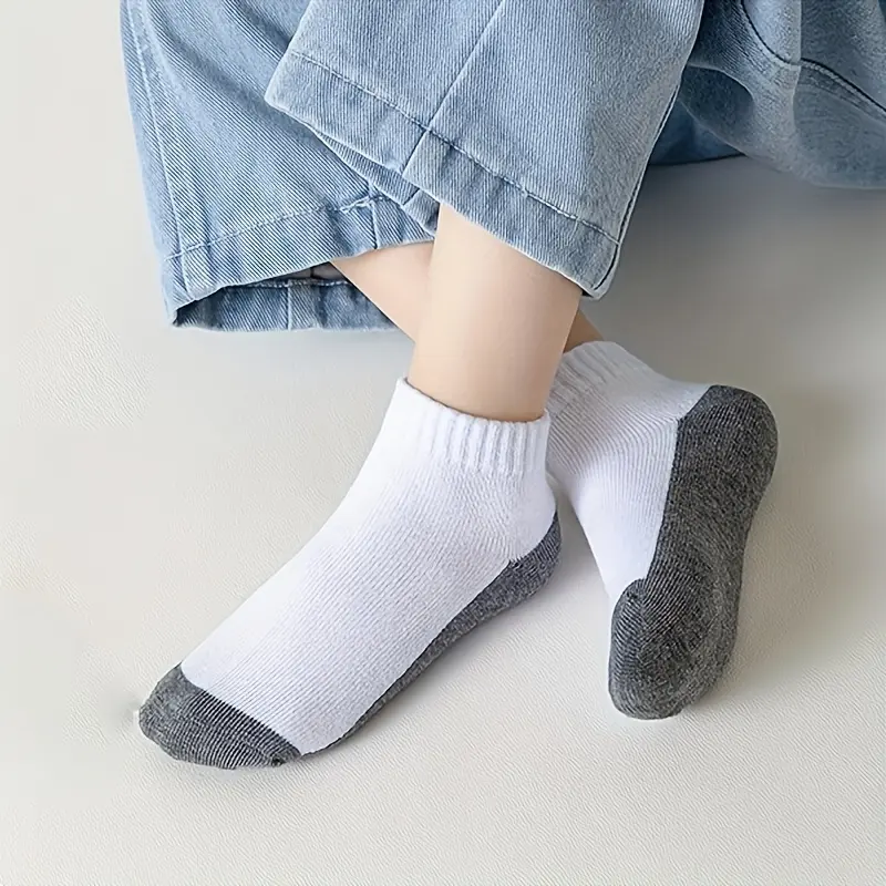 [Breathable Ankle Socks] 5 Pairs Kids' Ankle Socks | Solid & Color Block Designs, Breathable Polyester Blend - Perfect for All Seasons 1