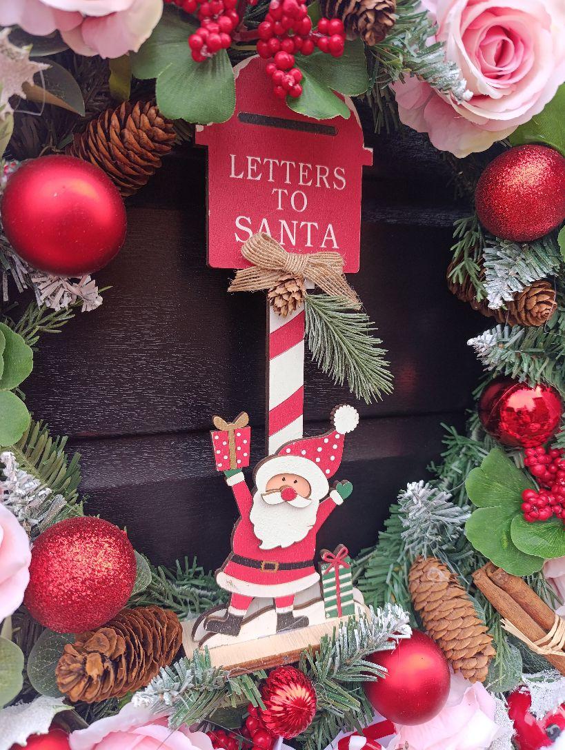 Red and Pink Christmas Wreath - Handmade - Letters to Santa - Festive Door Decoration d9d2593e30b747a3b260f6512f1bb8d3~tplv t5fjg24jzw origin jpeg