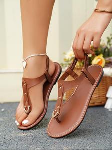 Women's Brown Pu Leather Rivet Design Slip on Toe Thong Sandals, Casual Vacation Beach Flat Sandals for Women & Girls, Lightweight Breathable Comfortable Shoes for Women for Students Outdoor, Trending Strap Sandals, Summer Footwear