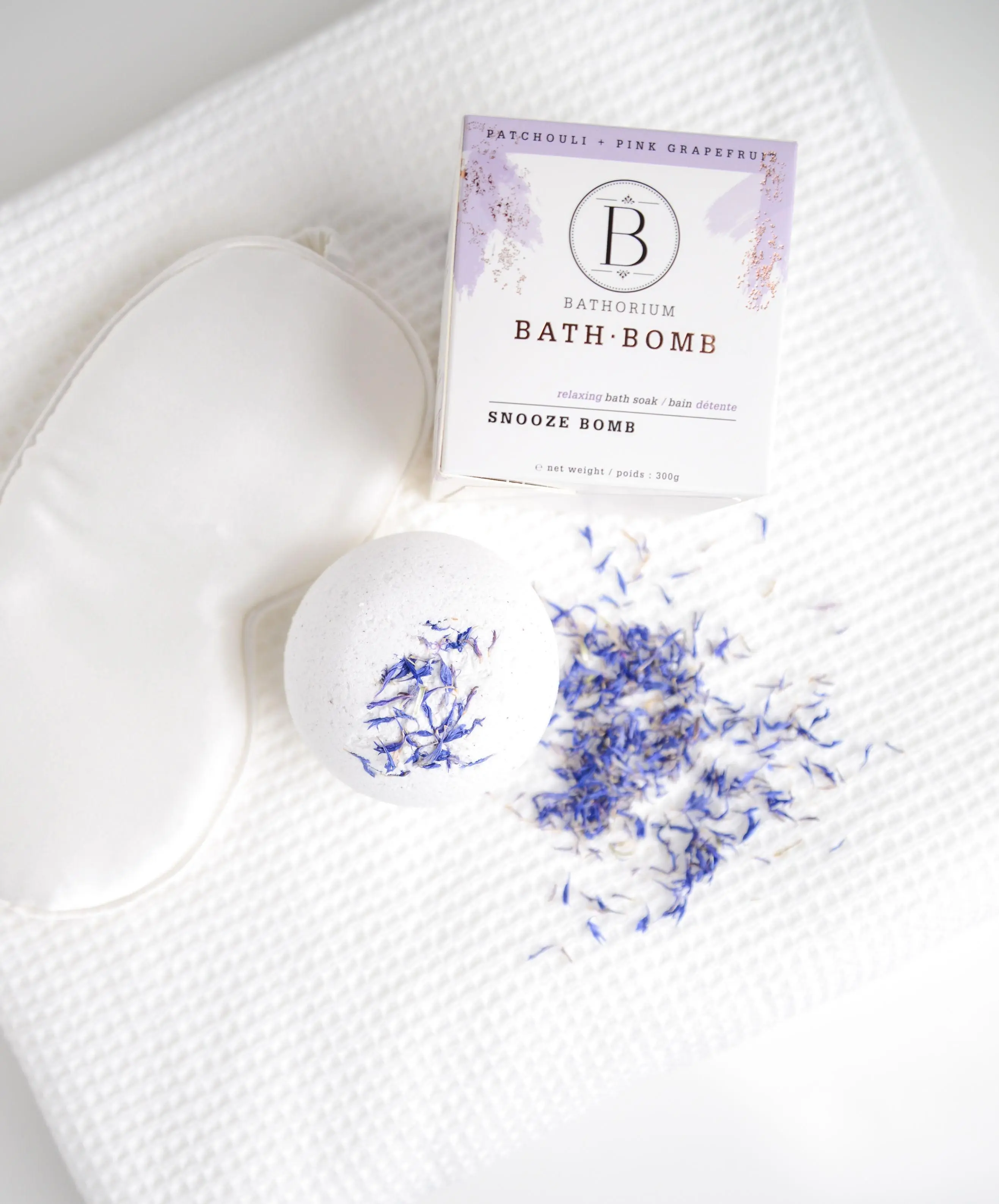 Snooze Bomb Bath Bomb - Relaxing and Soothing Body Care Moisturize