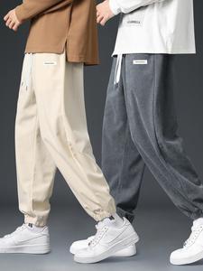 Men's Letter Label Design Drawstring Waist Corduroy Pants, Casual Comfy Pocket Jogger Pants for Fall & Winter, Men's Trousers for Daily Wear