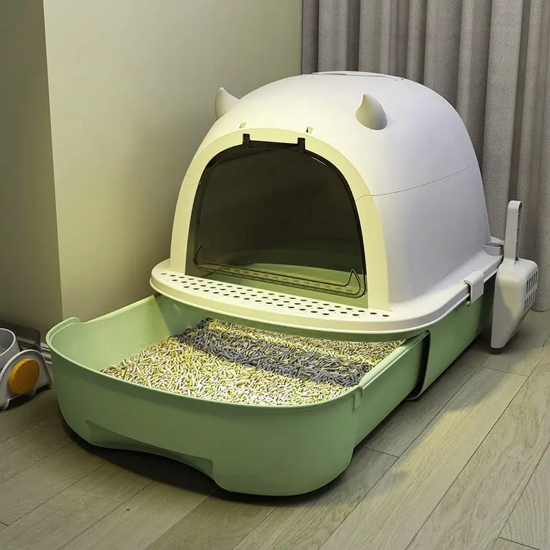 Livingandhome Detachable Cat Litter Box with Sand-Leakage Pedal and Odour Control Bag 2