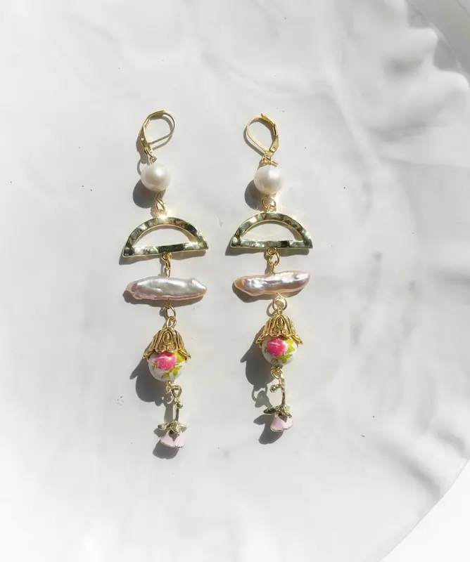 Pearl drop earrings with rose flower charm, white freshwater pearl dangle earrings, statement earrings, summer earrings 2