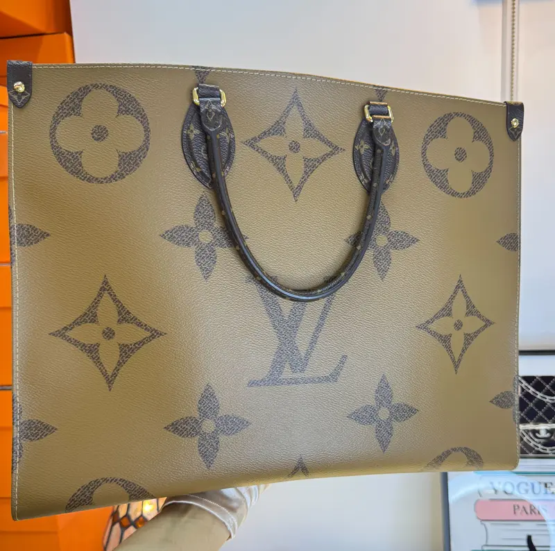 Louis Vuitton OnTheGo GM 0