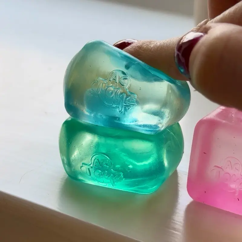 AC TOYZ Comfort Cube 1
