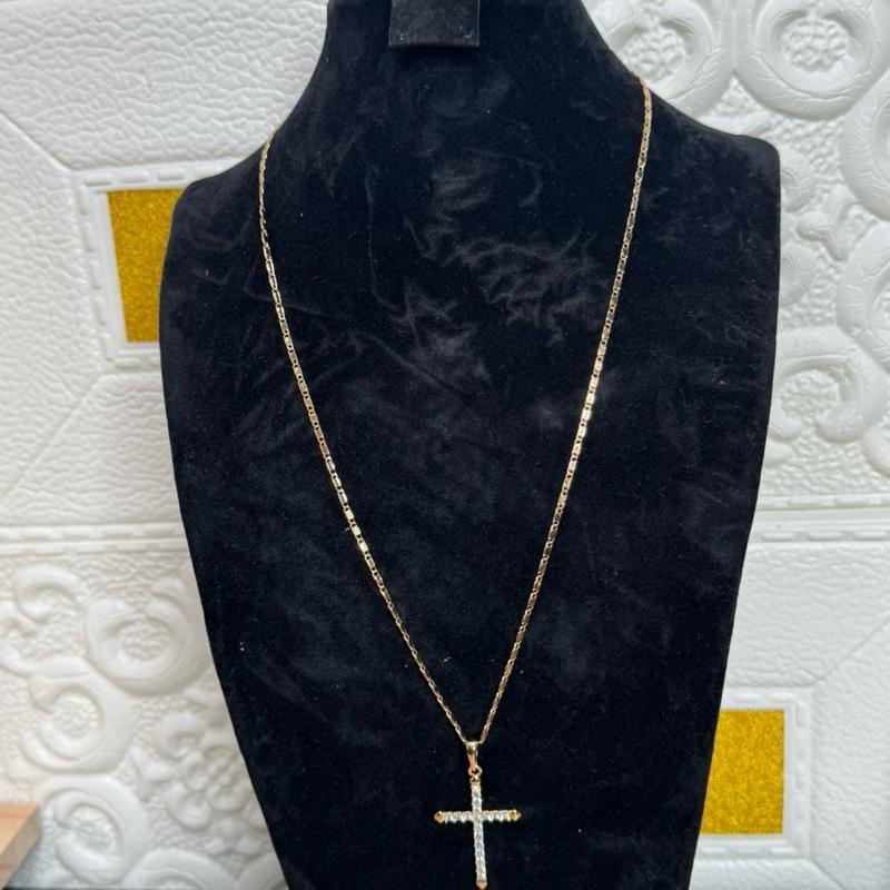 Women's Crossed Necklaces - Fashion Accessory 2