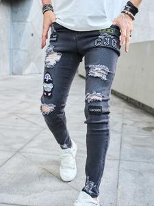 Men's Letter Patched Ripped Slim Jeans, Casual Comfy Denim Pants for Daily Wear, Fashion Men's Bottoms for All Seasons