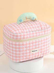Summer 2025 Plaid Pattern Letters Label Quilted Square Makeup Bag with Top Handle, Makeup/Toiletry Travel Bag, Portable Travel Essentials, Cute Portable Cosmetic Storage Bag, Quilted Washbag