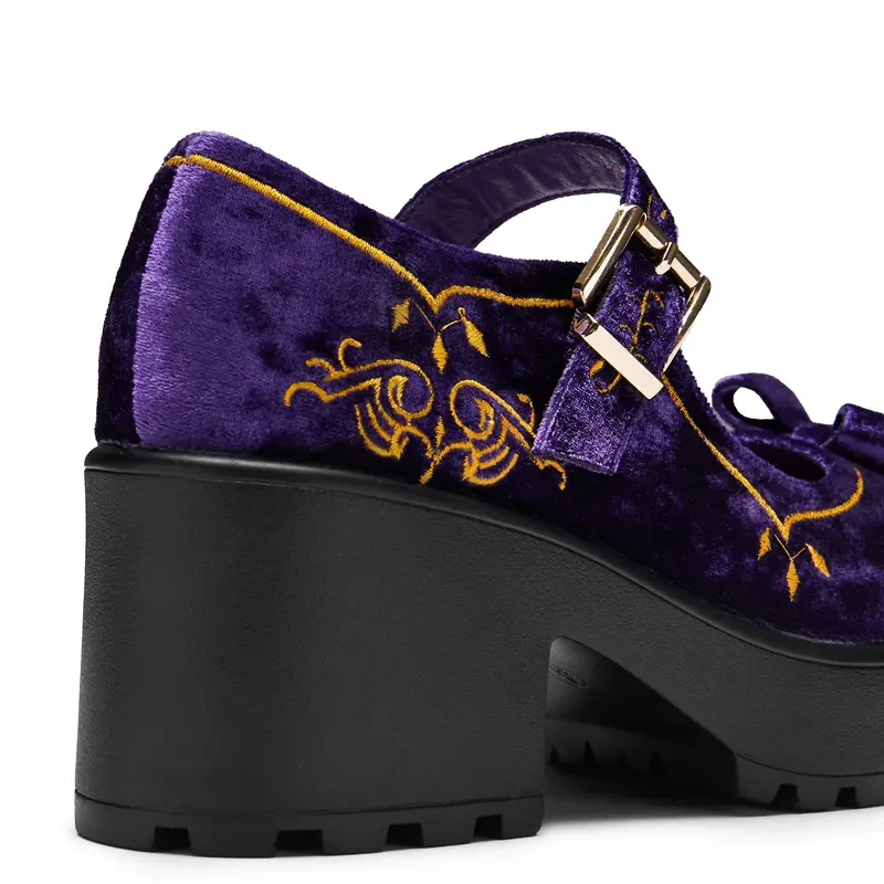 Tira Velvet Mary Janes ‘Royal Manor Edition’ 4
