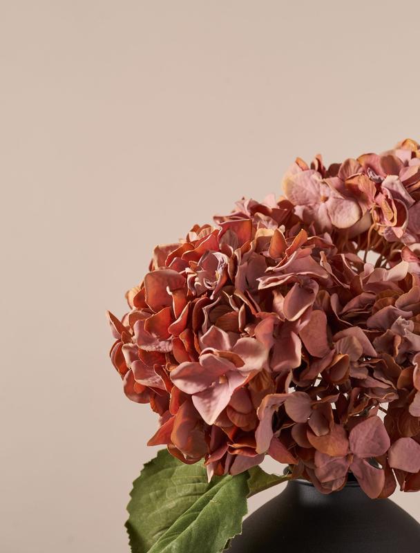 Faux Hydrangea Bouquet - Dusky Pink (4 stems) 3