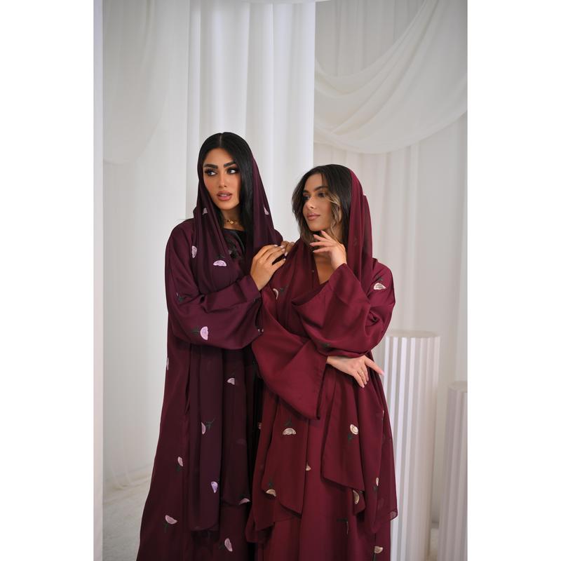 Yasmina Embroidery Buttoned Abaya 2