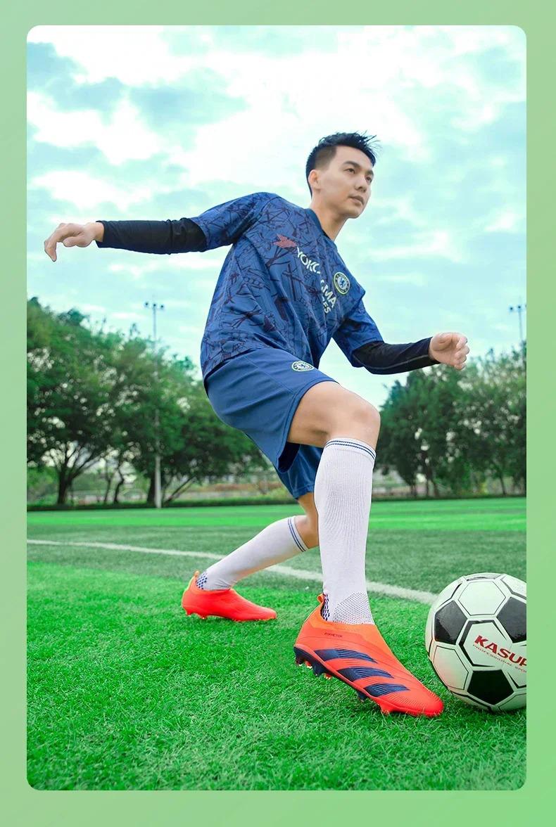 Product Introduction of New Men Original Football Shoes Indoor Society Professional Non Slip Soccer Ultralight Shoes Grass Training Kids Match Sneaker 9