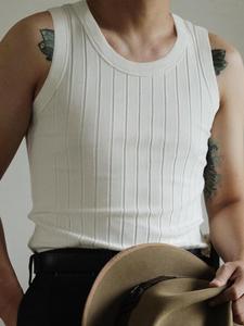 Men's Knit Vest, Summer Casual Fitted Sweater, Plain Pattern, Moderate Fabric Thickness, Perfect for Layering or Wear Alone