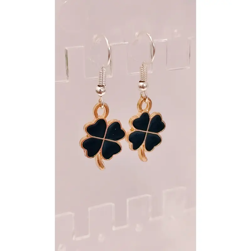 Four leaf clover lucky earrings 2