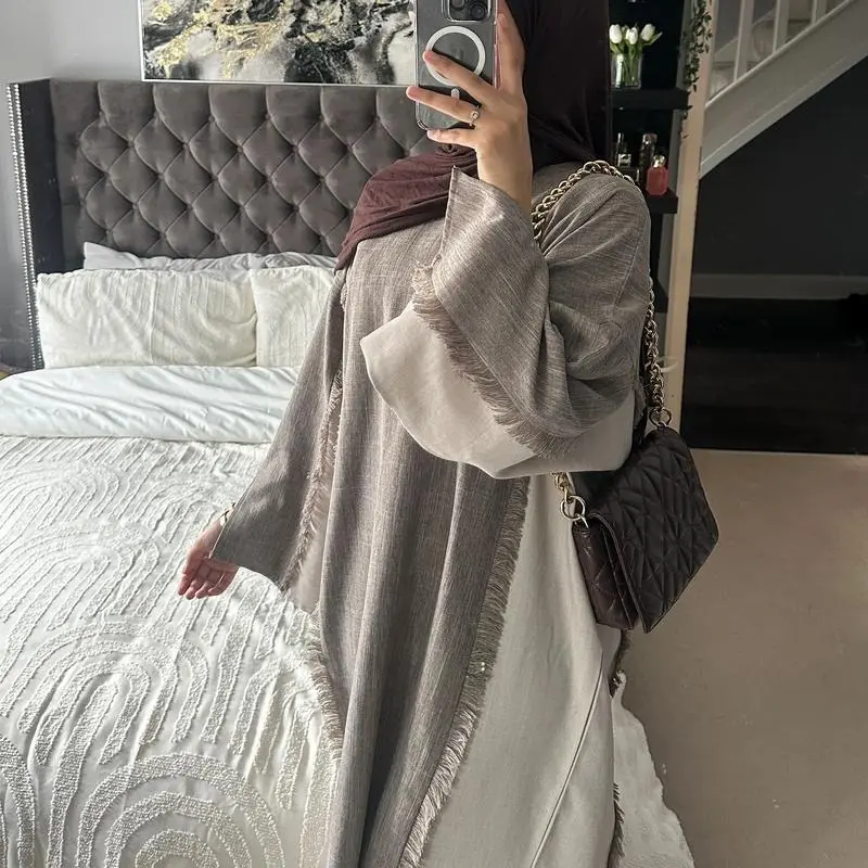 2025 Muslim clothing fashion stitching Dubai Turkish elegant robe abaya  coat 3