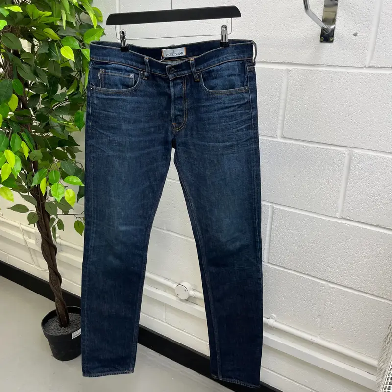 Men's Applique Logo Jeans Blue Size Waist 32" 8
