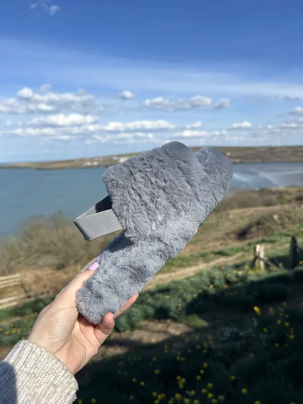 black or grey fluffy slider with strap 3