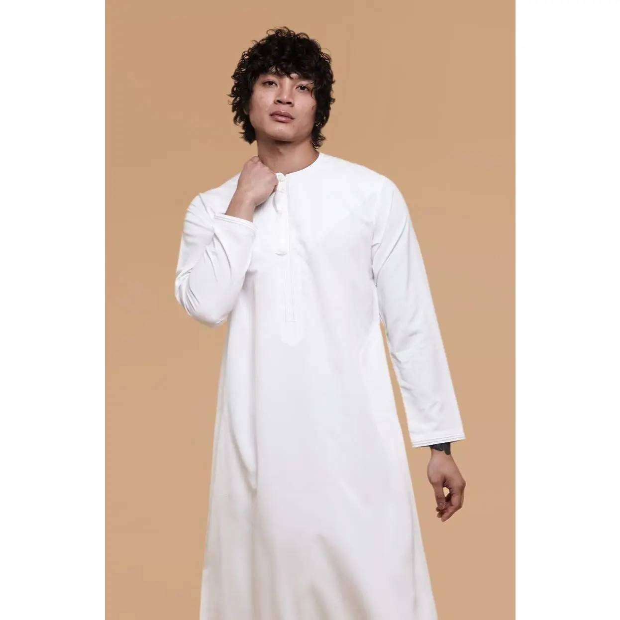 Triple White Omani Thobe