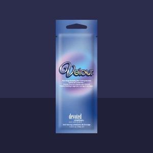 Devoted Creations Velour Plush Mega Hydrating Dark Tanning Emulsion sachet