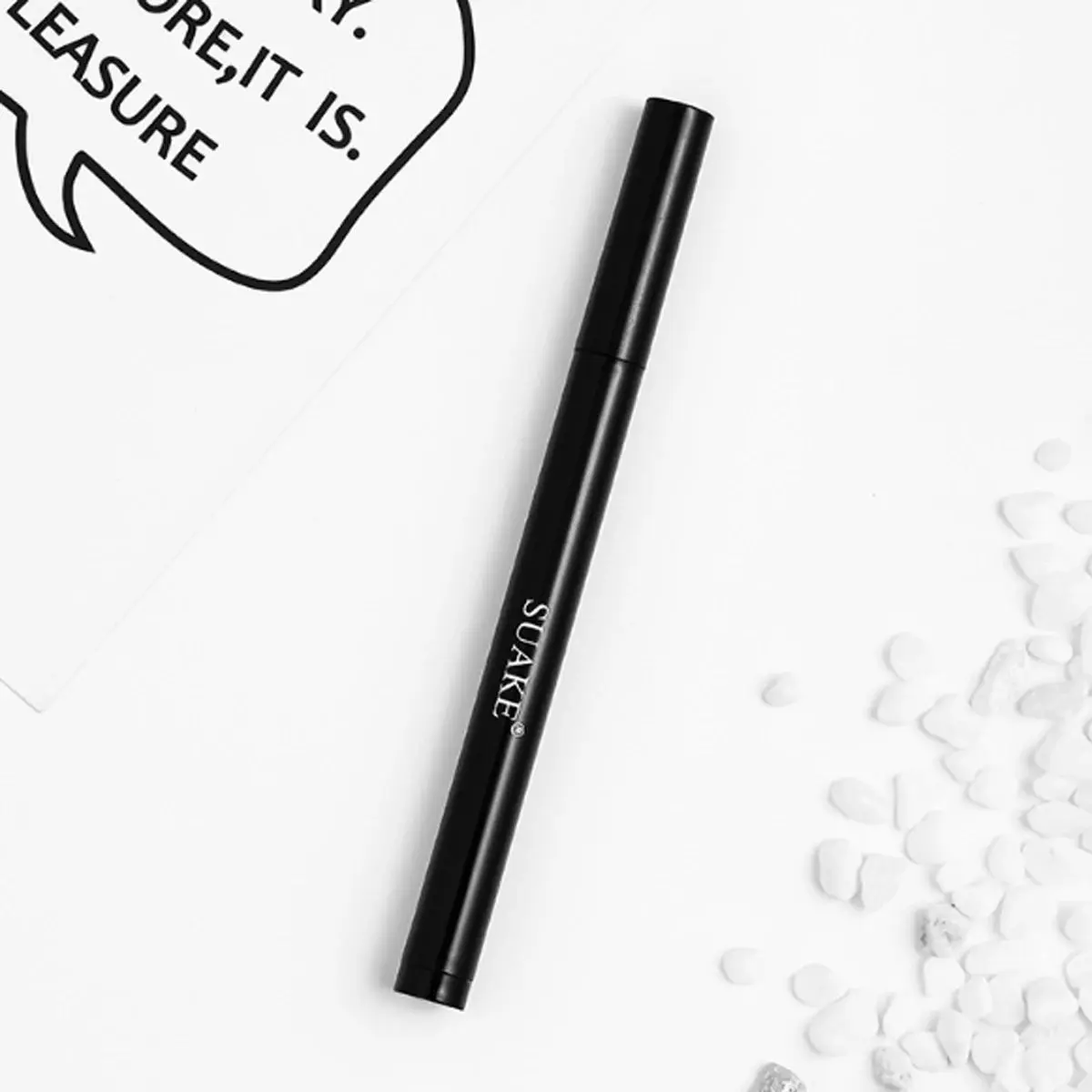 Fast-Drying Waterproof Eyeliner Pen – Smudge-Proof & Long-Lasting!