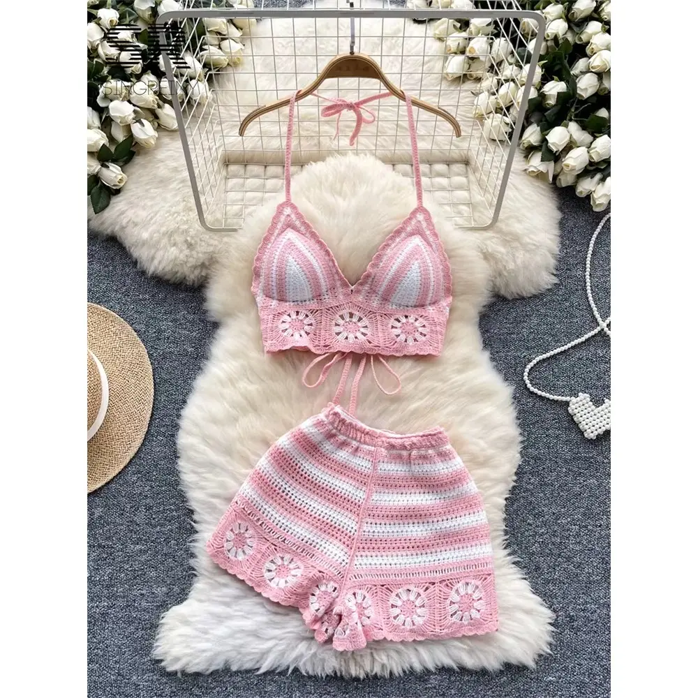 Beach Vacation Knit 2-piece Set Women's Suspenders Sleeveless lace suspenders + stretch waist shorts Crochet hollow 2-piece set