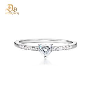Delzzad Chic Iced Out Heart Ring Band D Color VVS Synthetic Moissanite S925 Women Ring Perfect for Engagement Wedding Anniversary Valentine's Day Gifts