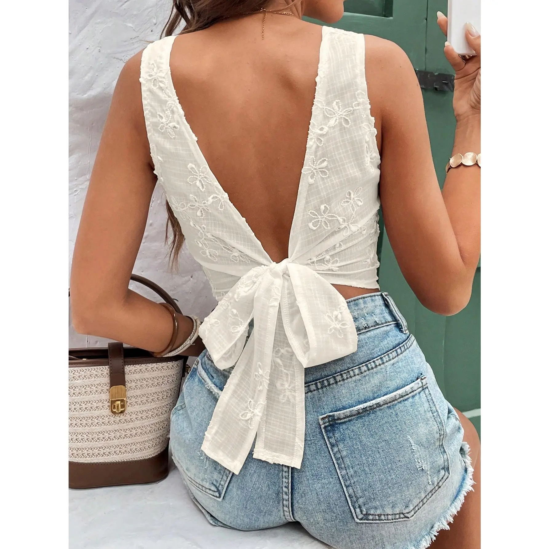 Frenchy Women's Solid Color Sleeveless Casual Backless Tie Shirt, Summer Womenswear Tops Comfort Apricot Basic Minimalist Sexy