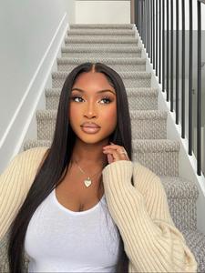 18 Inch Long Straight Glueless Wigs for Women, Gorgeous Fluffy 4x4 Lace Closure Wigs, Pre-plucked Human Hair Lace Front Wigs for Party, Daily Use