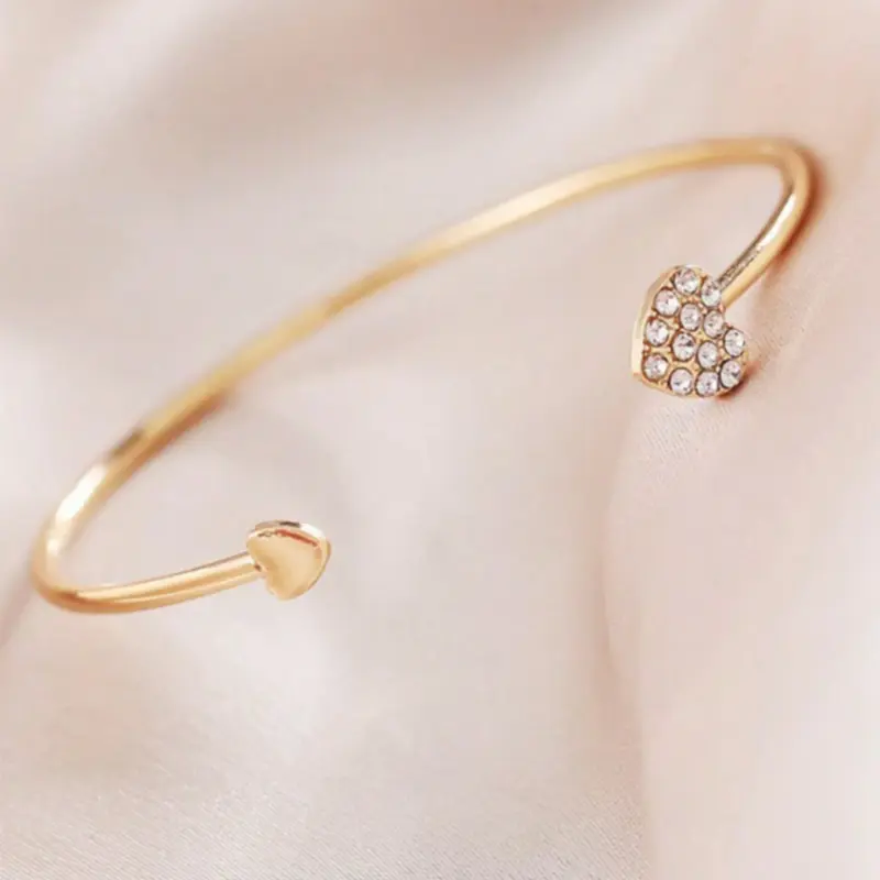 Minimalist gold bracelet, small elegant fashion design for women to wear everyday, ideal gift 2