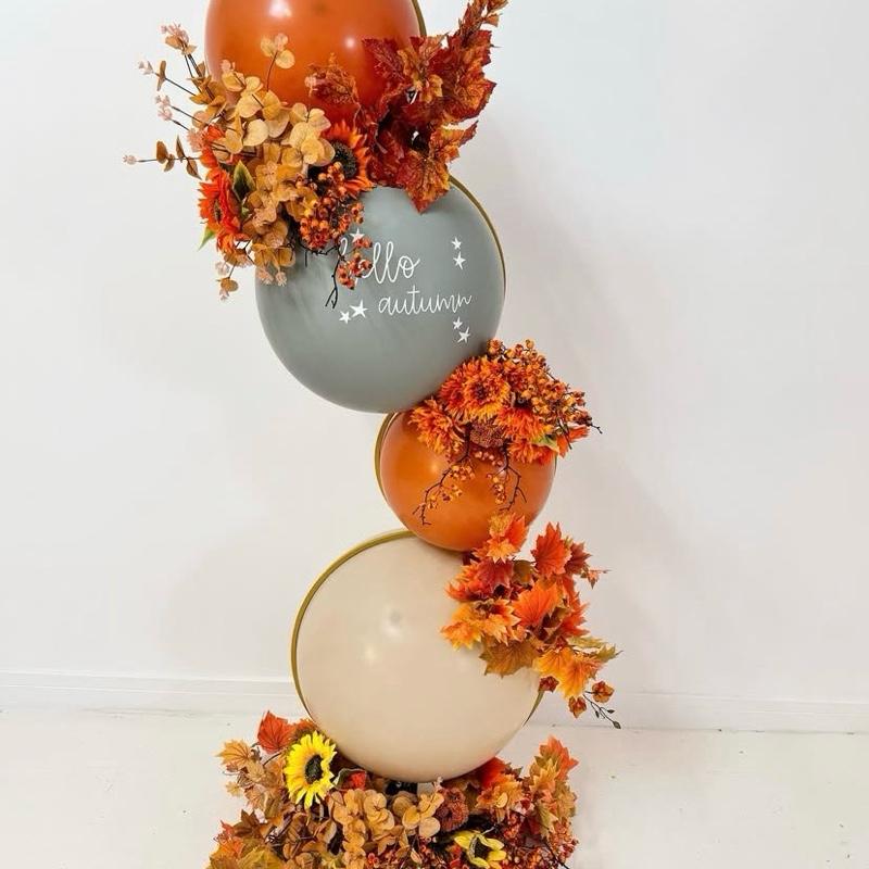 Round Bubble Tier Metal Frame for Decorative Photos 2