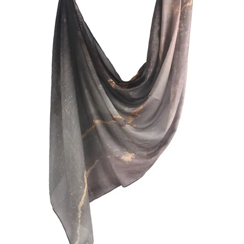 Onyx Hijab – Lightweight & Breathable Fabric