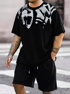 Two-Piece Set Men's Skull Print Short Sleeve Tee & Layered Shorts Set, Loose Casual Round Neck T-shirt & Track Shorts, Summer Clothes Set for Men