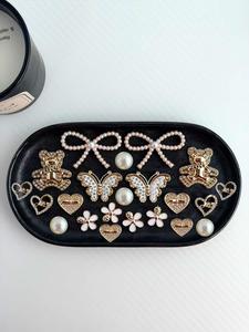 22pcs Faux Pearl Bow Bear Butterfly Star Shoe Charms, Rhinestone Shoe Decoration, DIY Accessories for Sandals Slippers Beach Shoes Garden Shoes