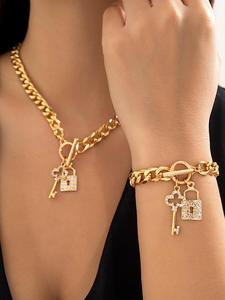 Women's Lock & Key Pendant Chain Bracelet & Necklace (2pcs), with Rhinestone Decor, Fashion Jewelry for Party, Daily Clothing Decor, Trendy All-match & Exquisite Jewelry for Birthday Gift, Necklaces for Women, Maximalist Jewelry, Jewellery Gift Set