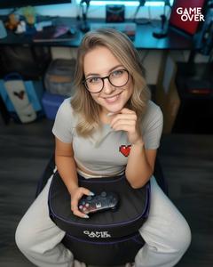 8-Bit Gaming Support Cushion Water-Resistant Armrest Pad for Gamers Elbow Pillow