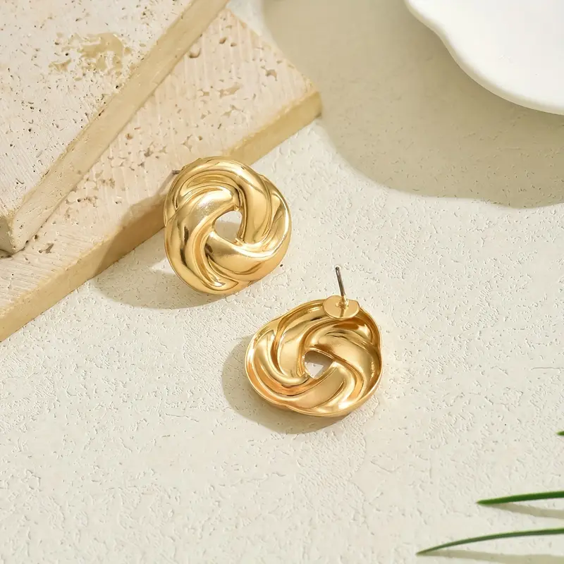 Fashionable and elegant sexy gold spiral hoop earrings for women - suitable for daily wear, gift giving, 2