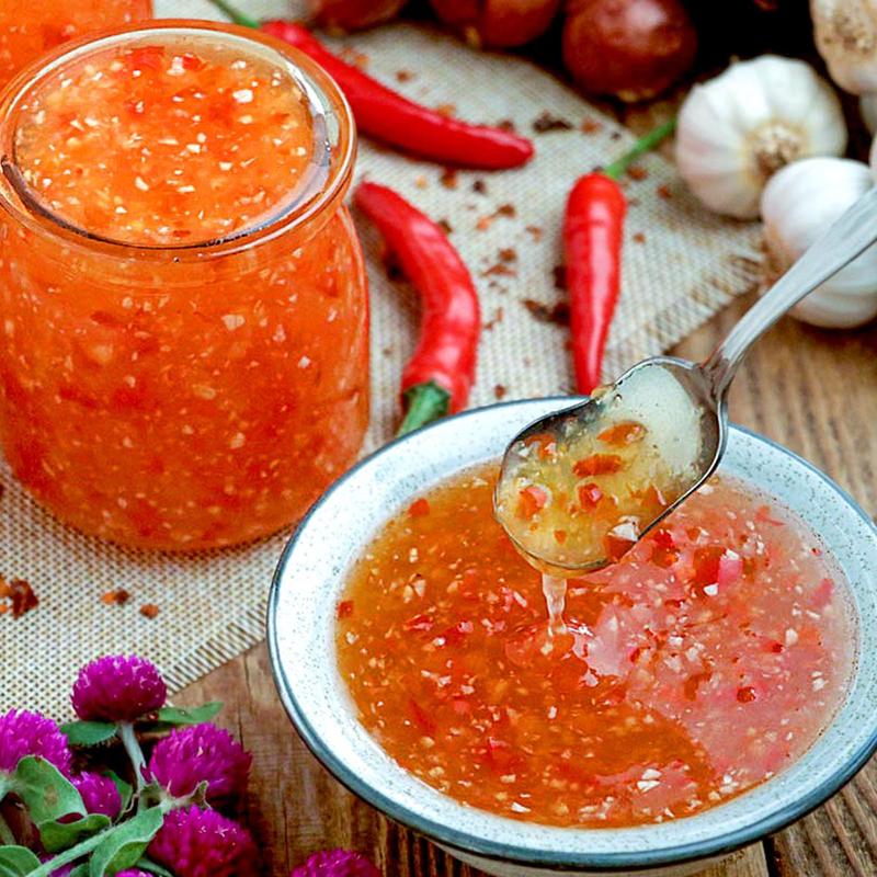 Harrison's Chilli Sauce 1L - Spicy and Flavorful - Generous Quantity- Spicy Flavor Profile - 2