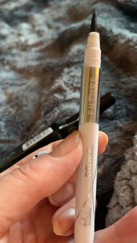 Product Review of [Long-Lasting Sweat-Proof Eyeliner Formula] Long-Lasting Black Liquid Eyeliner with Fast Drying and Sweat-Proof Formula Lipliner Makeup Cosmetic from M**e M**y 0