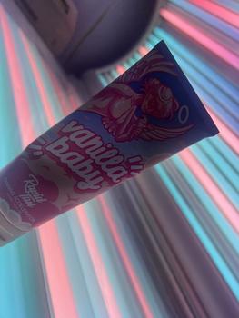 Product Review of Rapid Tan Vanilla Baby from g**x 0