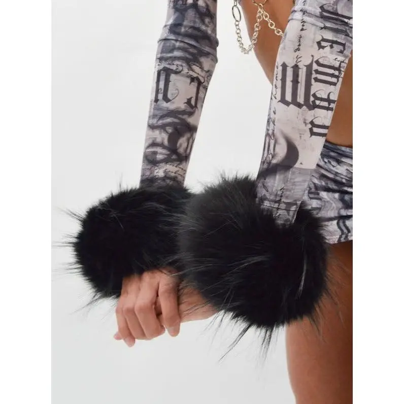 BLACK FLUFF CUFFS